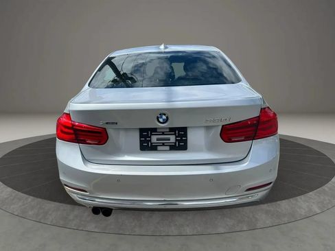 Used 2017 BMW 330i xDrive Sedan AWD/4WD image 6