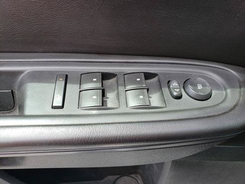 Used 2017 Chevrolet Traverse LT w/ Style and Technology Package AWD/4WD image 24