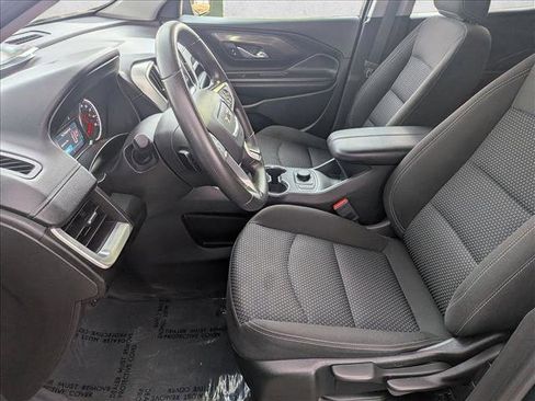 Used 2024 GMC Terrain SLE image 11