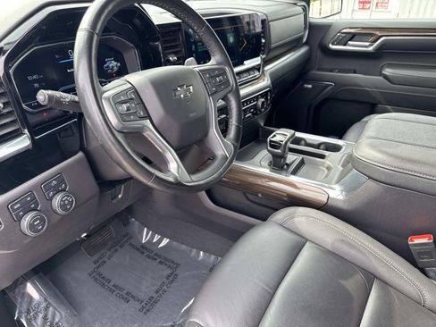 Used 2024 Chevrolet Silverado 1500 LT Trail Boss w/ Convenience Package II image 22