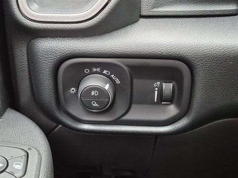 New 2026 RAM 3500 Tradesman AWD/4WD image 18