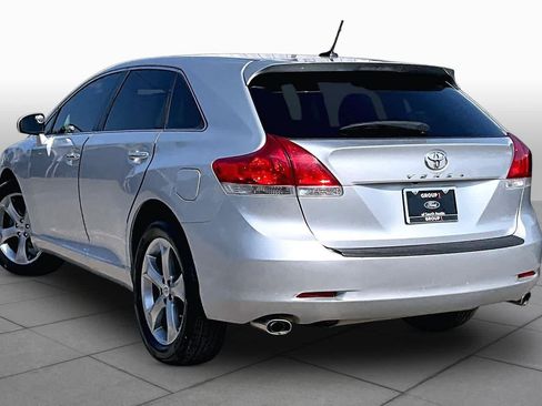 Used 2011 Toyota Venza w/ Convenience Pkg FWD image 10