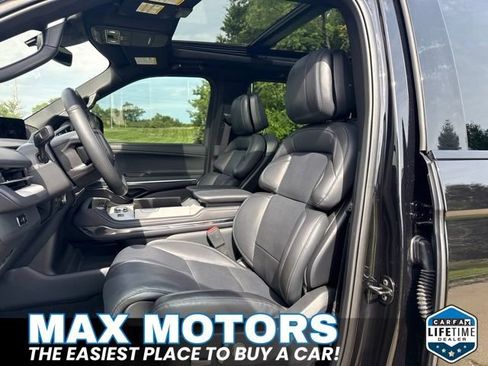 Used 2025 Lincoln Navigator Reserve w/ Jet Appearance Package AWD/4WD image 14