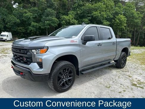 Used 2025 Chevrolet Silverado 1500 Custom Trail Boss AWD/4WD image 3