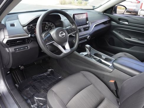 Certified 2025 Nissan Altima 2.5 SV FWD image 16