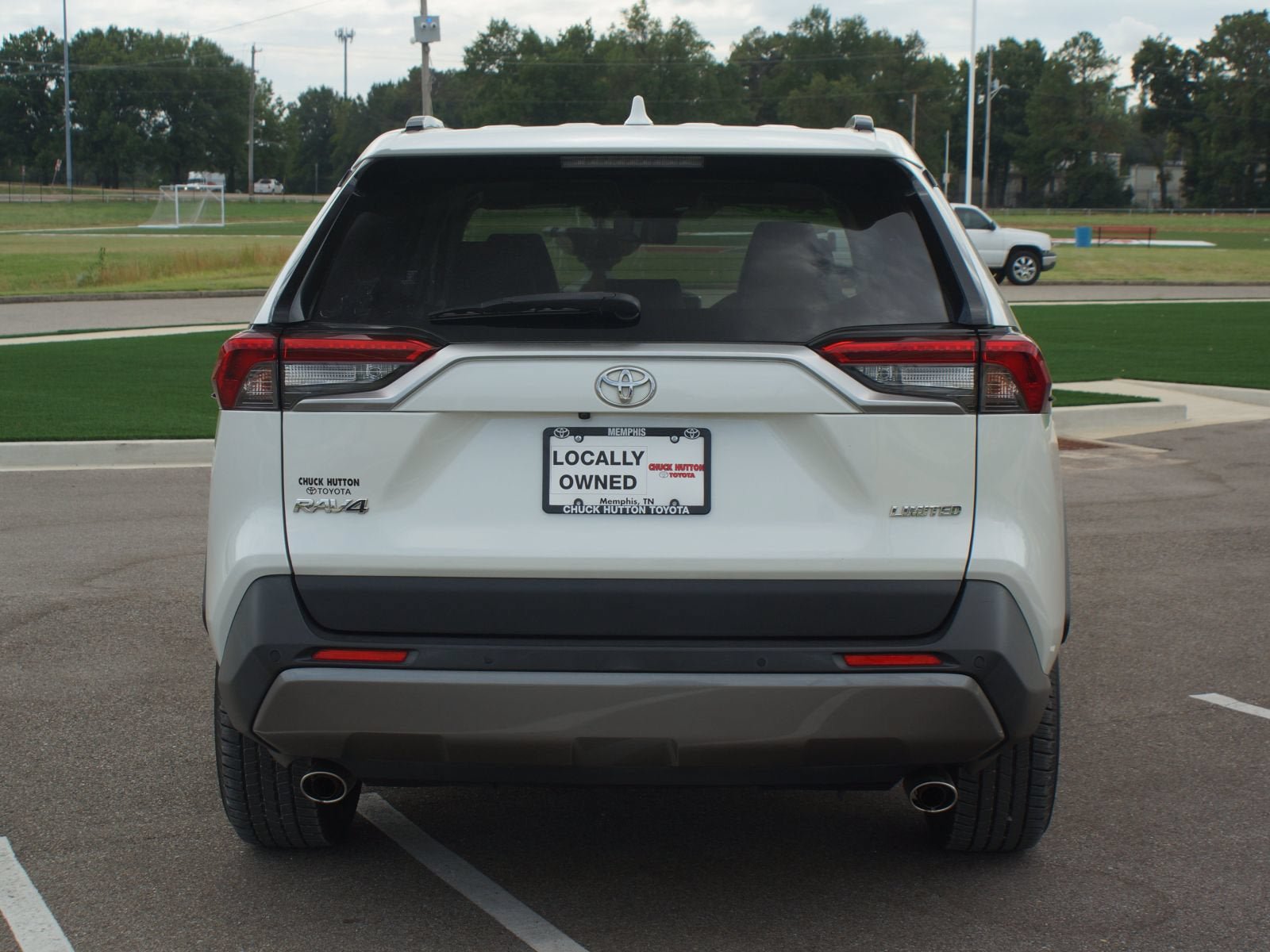 Used 2019 Toyota RAV4 Limited w/ Advanced Technology Package FWD image 3