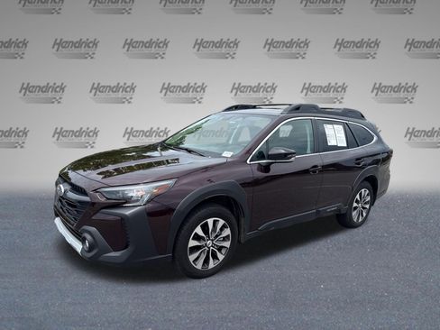 Used 2025 Subaru Outback Limited AWD/4WD image 4