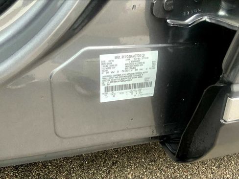 Used 2022 Lincoln Nautilus Reserve image 59