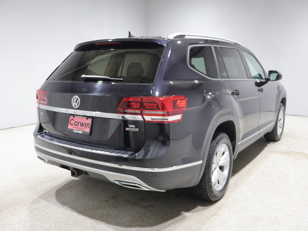 Used 2018 Volkswagen Atlas SEL AWD/4WD image 2