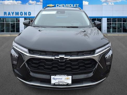 New 2026 Chevrolet Trax LT w/ Driver Confidence Package image 9