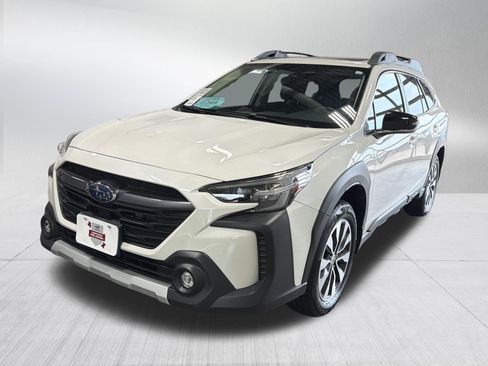 Used 2025 Subaru Outback Limited w/ Popular Package #2 AWD/4WD image 3