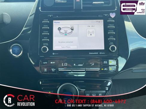 Used 2020 Toyota Prius Prime LE FWD image 18