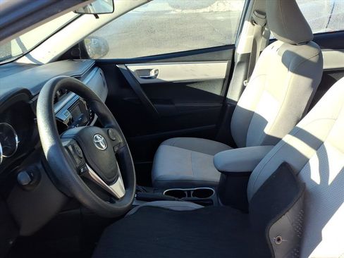 Used 2015 Toyota Corolla LE image 16
