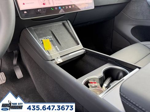 Used 2026 Tesla Model Y AWD image 22