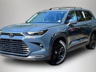 Used 2024 Toyota Grand Highlander Limited video 1