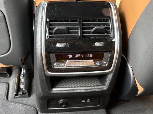 Used 2026 BMW X5 xDrive40i AWD/4WD image 32