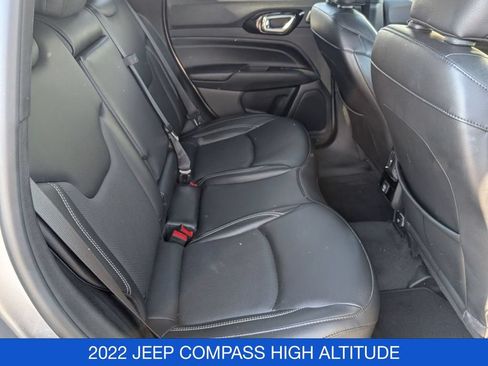Used 2022 Jeep Compass High Altitude AWD/4WD image 31