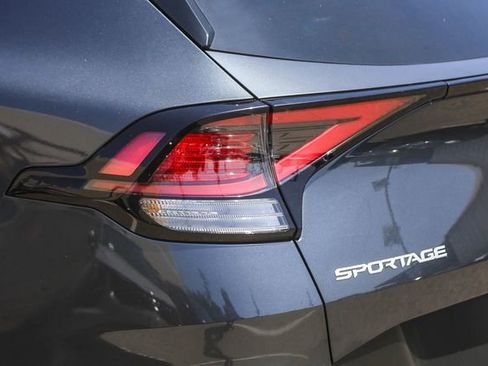 Certified 2023 Kia Sportage EX AWD/4WD image 11