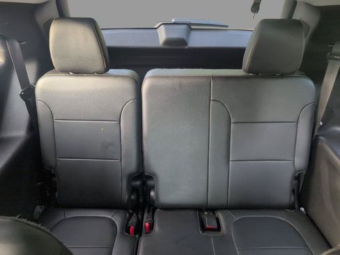 Used 2019 Chevrolet Traverse RS FWD image 34