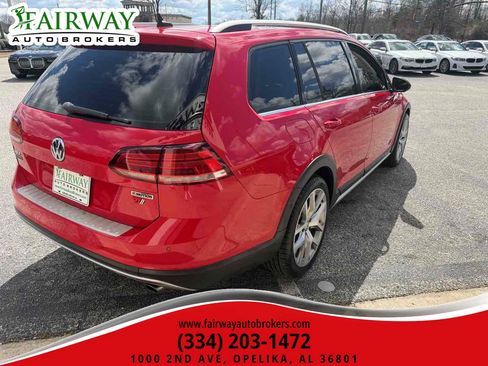 Used 2019 Volkswagen Golf Alltrack SEL image 6
