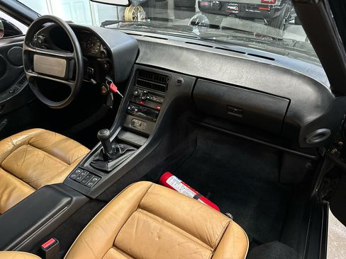 Used 1988 Porsche 928 S4 image 19