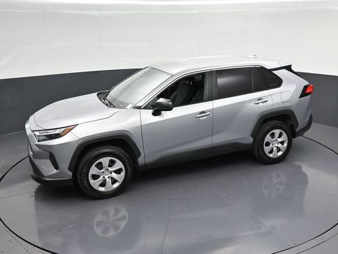 Used 2025 Toyota RAV4 LE FWD image 25