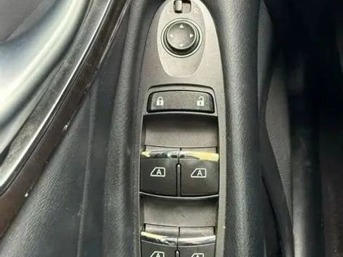 Used 2018 INFINITI Q50 Luxe RWD image 16