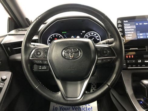 Used 2020 Toyota Avalon Touring w/ Advanced Safety Package FWD image 17