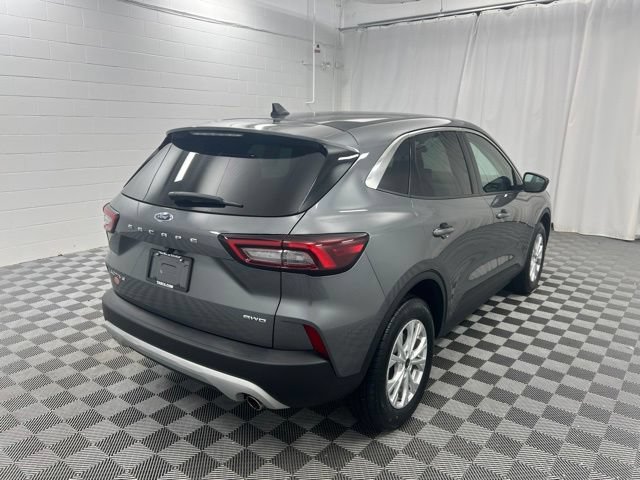 Used 2023 Ford Escape Active AWD/4WD image 5