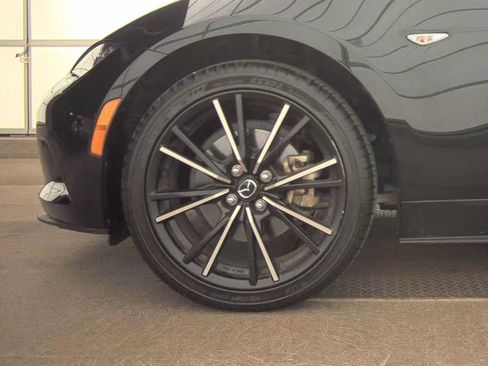Used 2025 MAZDA MX-5 Miata RF Grand Touring RWD image 10