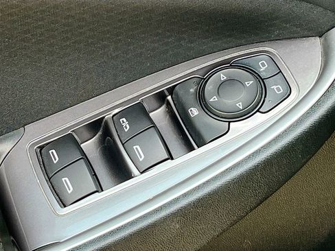 Used 2022 Chevrolet Malibu LT FWD image 18