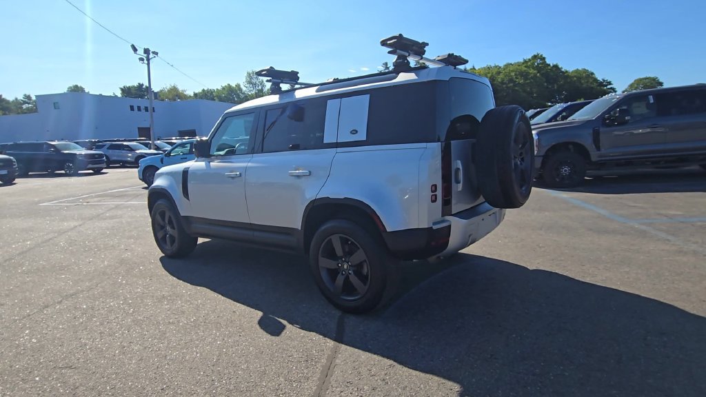 Used 2024 Land Rover Defender 110 S AWD/4WD image 18