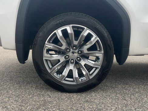 Used 2024 GMC Sierra 1500 Denali AWD/4WD image 38