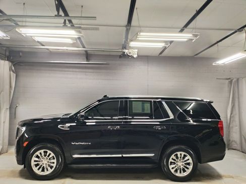 Certified 2023 GMC Yukon SLT w/ SLT Luxury Package image 17