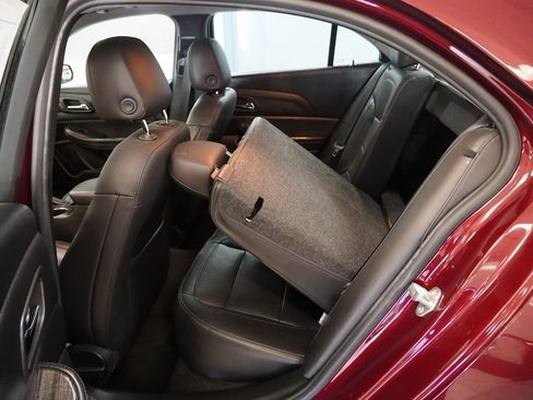 Used 2015 Chevrolet Malibu LT w/ Leather Package image 22