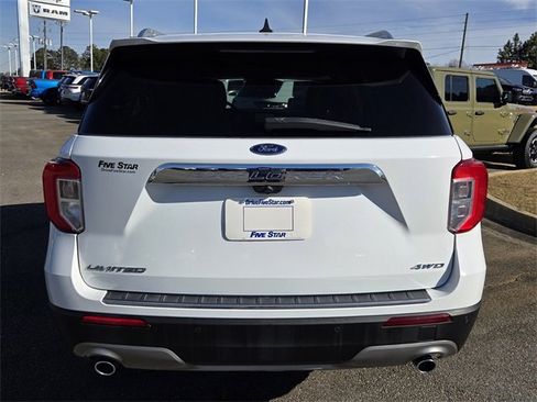 Used 2021 Ford Explorer Limited w/ Equipment Group 301A image 11