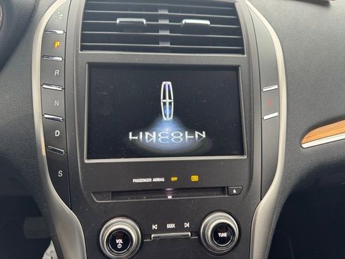 Used 2015 Lincoln MKC FWD w/ Equipment Group 101A Select image 10