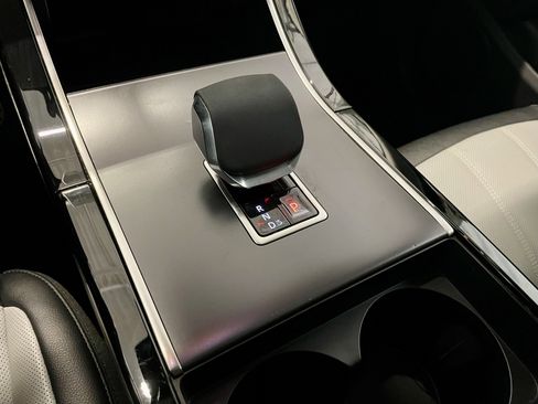 Certified 2024 Land Rover Range Rover Evoque Dynamic SE image 20