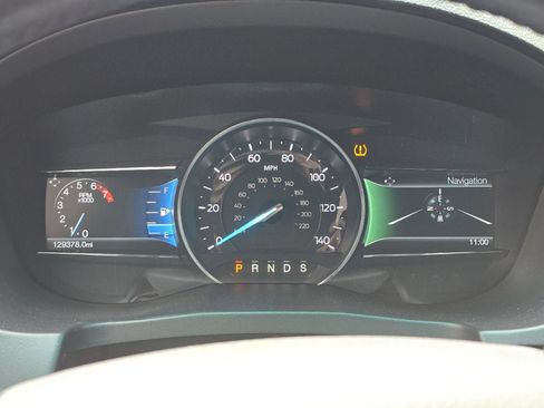 Used 2016 Ford Explorer XLT w/ Equipment Group 201A AWD/4WD image 27