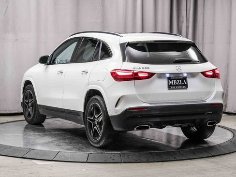 Certified 2025 Mercedes-Benz GLA 250 image 2