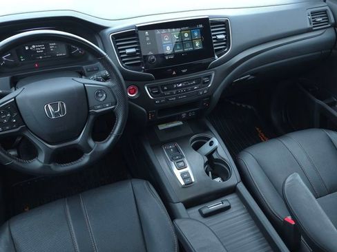 Certified 2023 Honda Passport TrailSport image 26