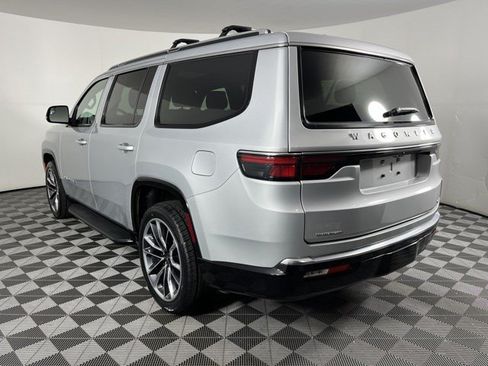 Used 2023 Jeep Wagoneer Series II w/ Premium Group I AWD/4WD image 6