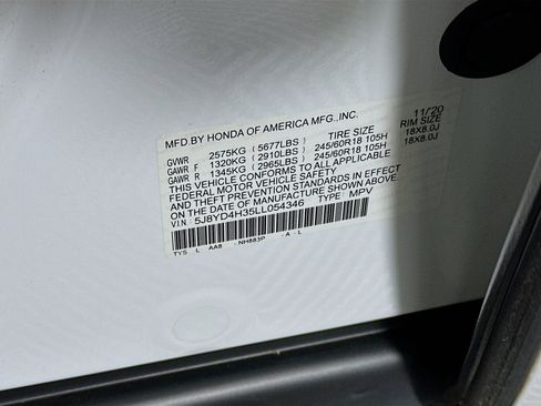 Used 2020 Acura MDX SH-AWD image 12