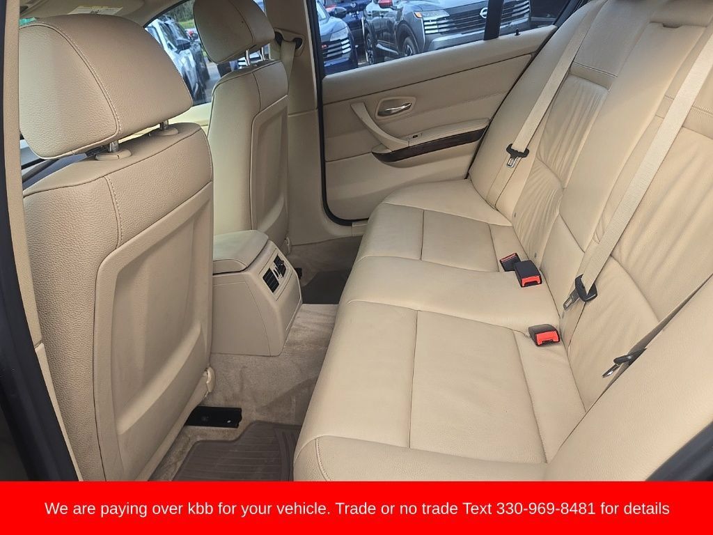 Used 2011 BMW 328i Sedan RWD image 23