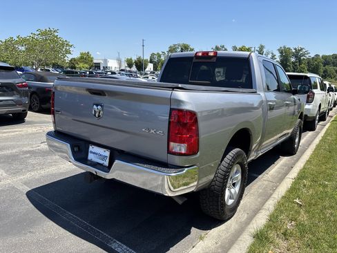 Used 2019 RAM 1500 Classic SLT w/ Luxury Group AWD/4WD image 23