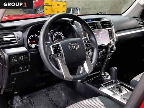 Certified 2024 Toyota 4Runner SR5 AWD/4WD image 18