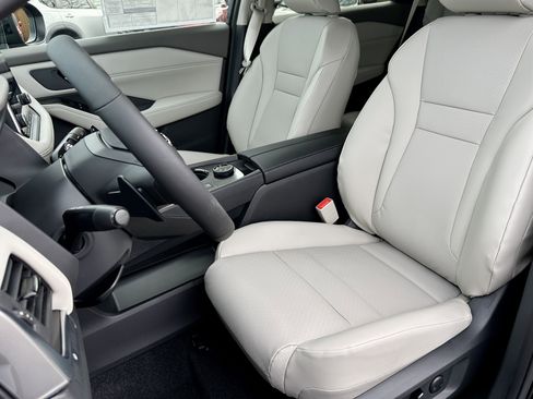 New 2026 Nissan Rogue SV AWD/4WD image 24