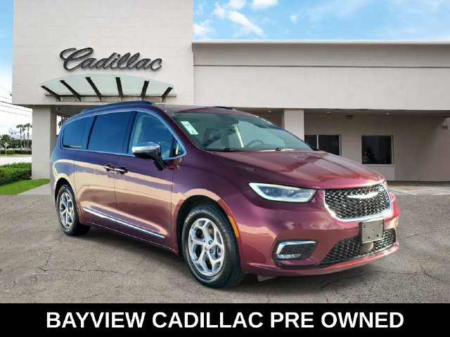 Used 2023 Chrysler Pacifica Limited FWD image 8