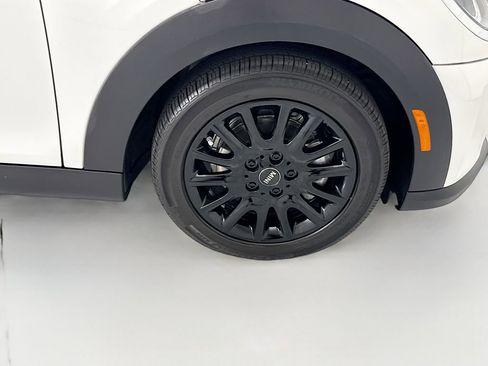 Certified 2023 MINI Cooper 4-Door Hardtop FWD image 30