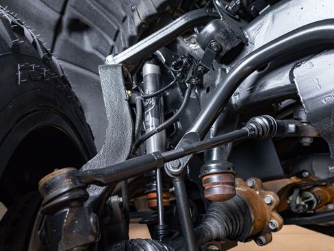 Used 2025 Chevrolet Silverado 2500 LTZ w/ LTZ Convenience Package image 14